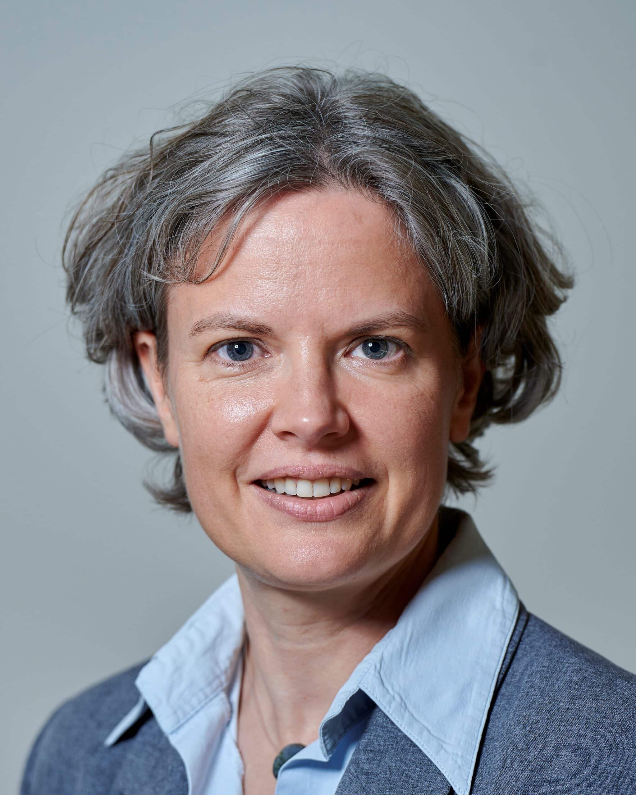 Prof. Dr. Veronika Hoffmann
